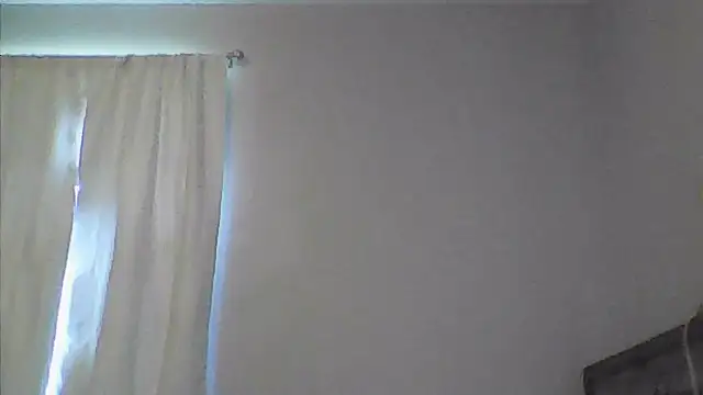 sarahkat86 online show from 04-04-26, 10:05