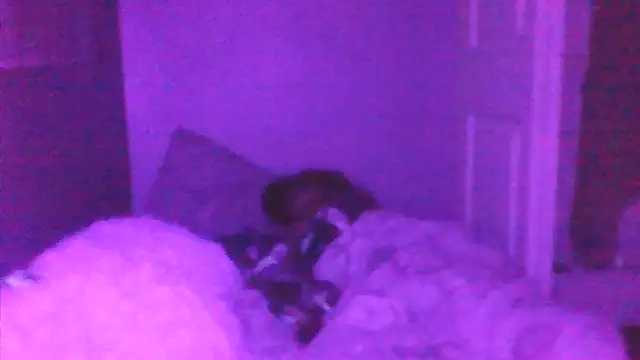 sarahkat86 online show from 10-26-25, 07:20