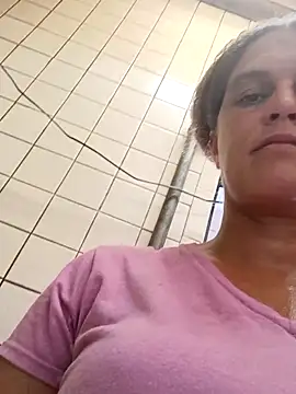 sarahkat86 online show from 09-09-25, 03:43