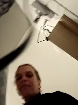 sarahkat86 online show from 02-06-26, 11:34