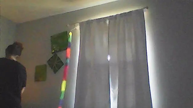 Snapshot of sarahkat86 chatting on 04-28-26, 10:58 sarahkat86 online show from 04-28-26, 10:58