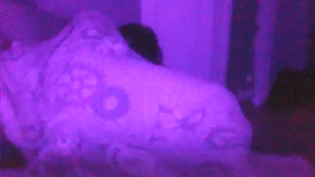 sarahkat86 online show from 10-04-25, 08:49