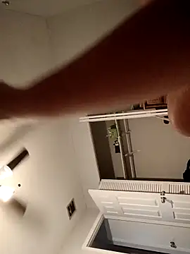 sarahkat86 online show from 03-12-26, 11:42