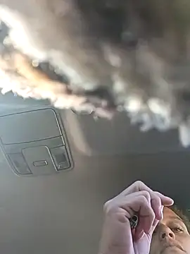 sarahkat86 online show from 01-10-26, 04:13