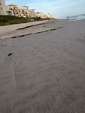 sarahkat86 online show from 11-06-25, 12:31