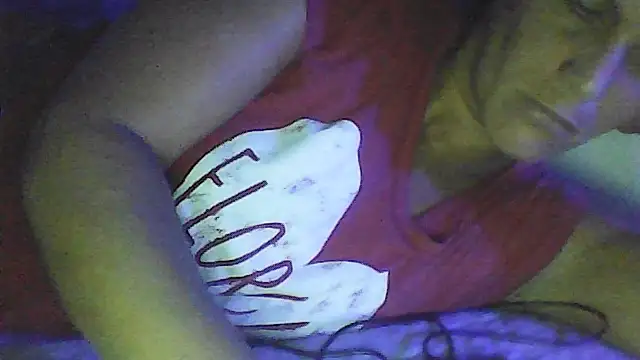 sarahkat86 online show from 01-19-26, 03:21