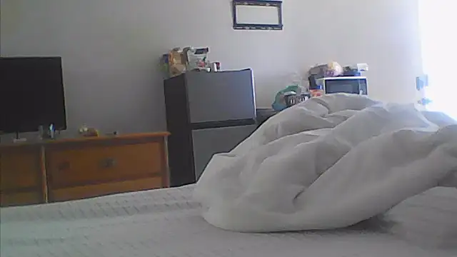 sarahkat86 online show from 09-26-25, 02:24
