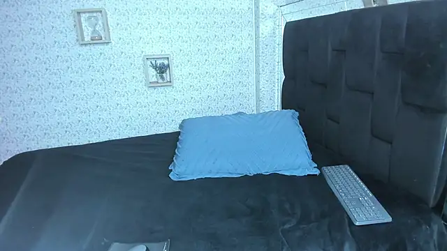 lisa logan online show from 12-01-25, 04:46