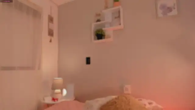 Snapshot of caro_sanchezz chatting on 01-19-26, 12:31 caro sanchezz online show from 01-19-26, 12:31