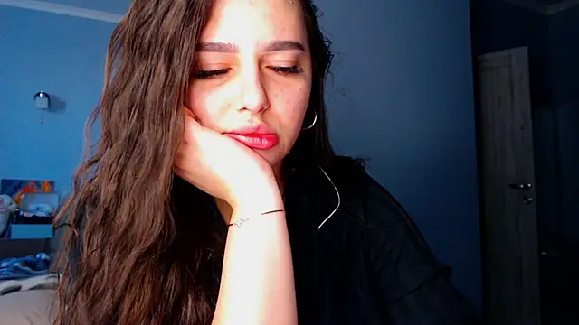 NikiWhite online show from 10-17-25, 09:01