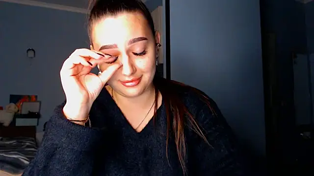 NikiWhite online show from 09-26-25, 09:43