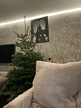 TianaCharm online show from 12-17-25, 02:22