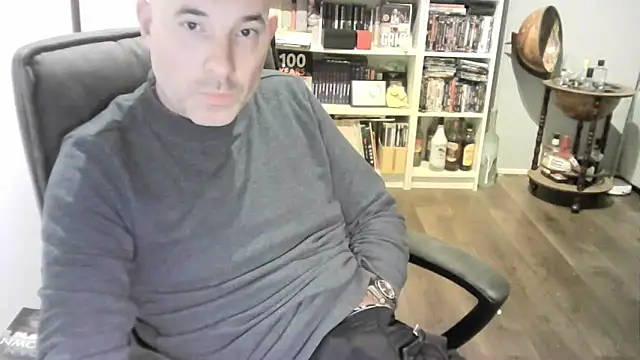 Snapshot of Chrisprngr chatting on 05-08-26, 02:21 Chrisprngr online show from 05-08-26, 02:21