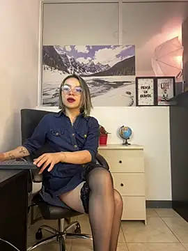 Ariagh  online show from 04-05-26, 07:31