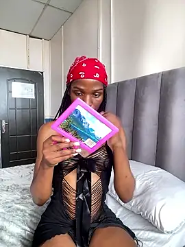 Trans fairy online show from 01-18-26, 11:24