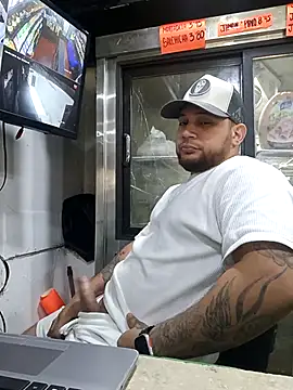 Catire10  online show from 11-26-25, 01:55