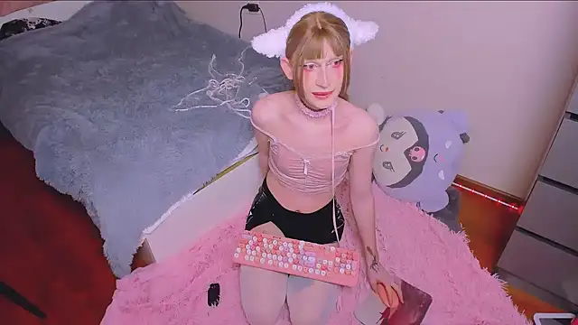 yoi mika online show from 12-21-25, 06:53