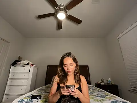 eurydicee online show from 09-15-25, 02:45