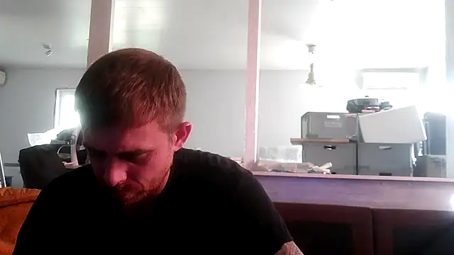 Snapshot of Bikerhot883hd chatting on 10-09-25, 02:17 Bikerhot883hd online show from 10-09-25, 02:17