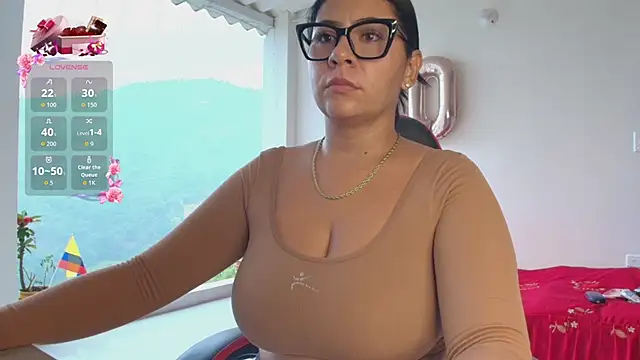 samanthahut1 online show from 05-27-26, 08:16