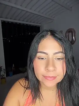 samanthahut1 online show from 06-08-26, 01:28