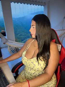samanthahut1 online show from 05-02-26, 10:26