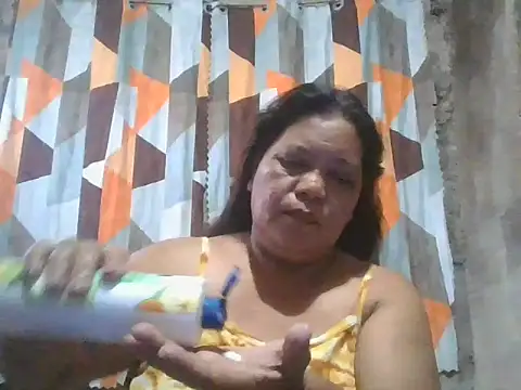 Snapshot of xxbernxxx chatting on 06-09-26, 02:01 xxbernxxx online show from 06-09-26, 02:01