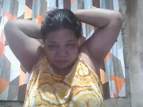 Snapshot of xxbernxxx chatting on 05-30-26, 12:17 xxbernxxx online show from 05-30-26, 12:17