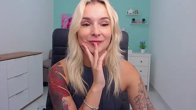 LilFleurish online show from 09-11-25, 04:45