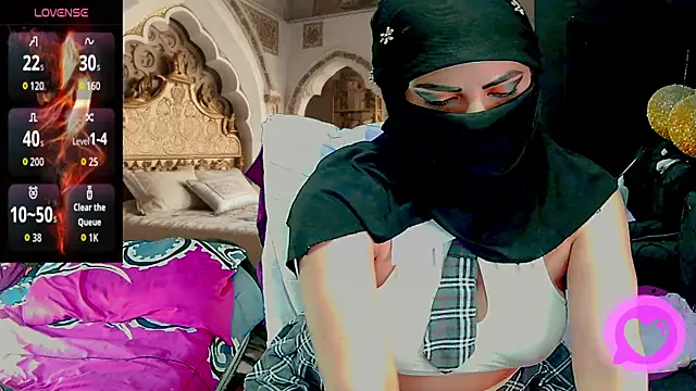 SultanaLayla online show from 02-12-26, 07:57