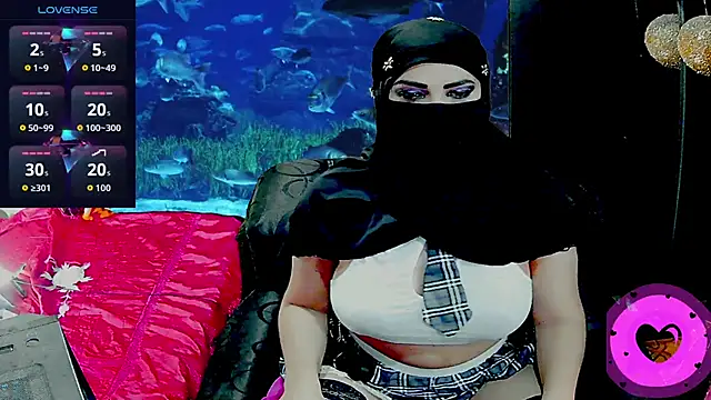 SultanaLayla online show from 11-04-25, 07:39