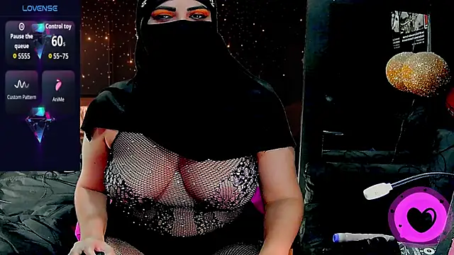 SultanaLayla online show from 11-22-25, 08:40