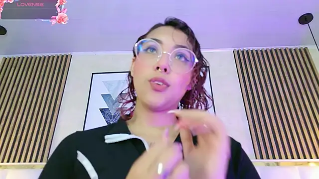 Olivejoness online show from 10-05-25, 12:45