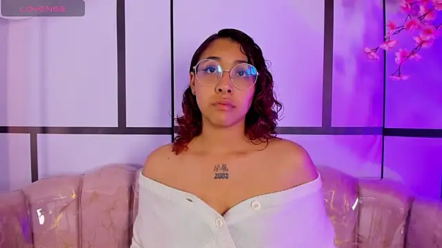 Olivejoness online show from 09-19-25, 05:33