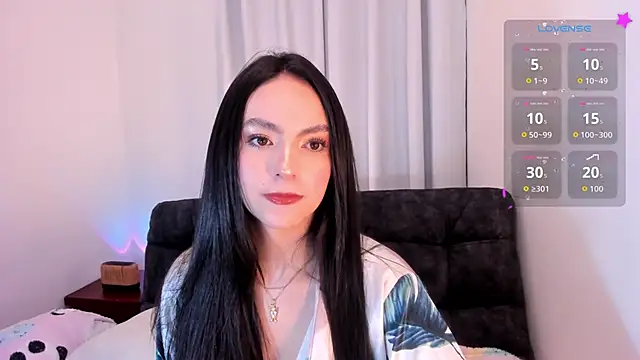 Snapshot of sarah_saenz_ chatting on 04-26-26, 06:32 sarah saenz online show from 04-26-26, 06:32