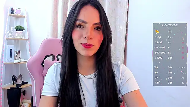 sarah saenz  online show from 10-09-25, 03:40