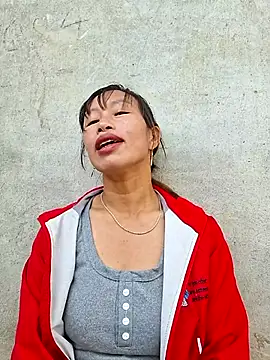 ngocngoc cute online show from 10-12-25, 01:40
