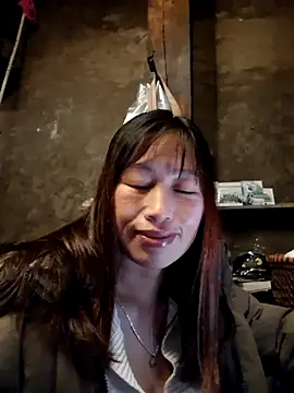 ngocngoc cute online show from 11-18-25, 02:31