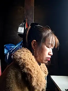 ngocngoc cute online show from 12-16-25, 04:17