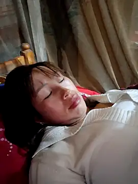 Snapshot of ngocngoc_cute chatting on 02-12-26, 02:28 ngocngoc cute online show from 02-12-26, 02:28