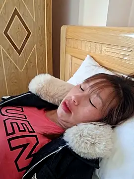 Snapshot of ngocngoc_cute chatting on 02-06-26, 09:16 ngocngoc cute online show from 02-06-26, 09:16