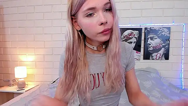 Blondy Fina online show from 09-14-25, 04:57