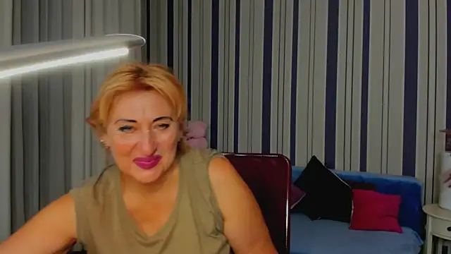 MilanaAlvis online show from 10-13-25, 06:15