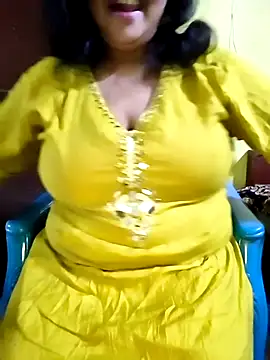 Snapshot of Swapna_Hyd chatting on 09-11-25, 03:17 Swapna Hyd online show from 09-11-25, 03:17