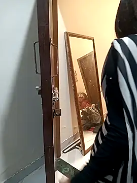 soni yhakur online show from 02-17-26, 06:00