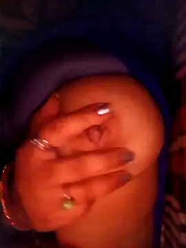 Snapshot of soni_yhakur chatting on 10-05-25, 06:09 soni yhakur online show from 10-05-25, 06:09