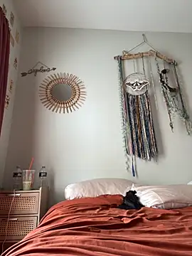 lilcubangoddess online show from 09-08-25, 03:44