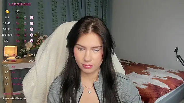 Vanellopes online show from 10-25-25, 12:28