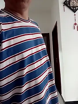 CWQ123 online show from 12-19-25, 02:26