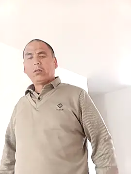 CWQ123 online show from 04-13-26, 08:07